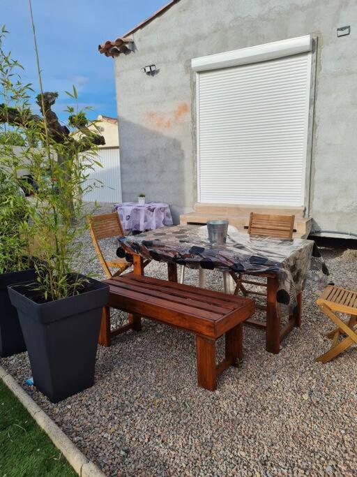 Appartement 53 M² - Pignans Au Coeur Du Var Exterior foto