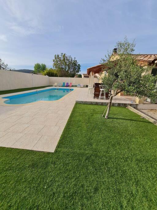 Appartement 53 M² - Pignans Au Coeur Du Var Exterior foto